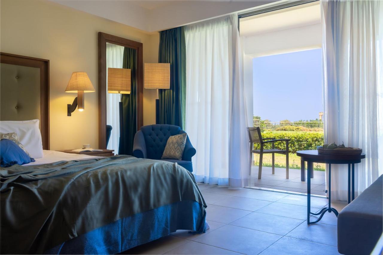 Giannoulis - Cavo Spada Luxury Sports & Leisure Resort & Spa Kolimvárion Ngoại thất bức ảnh